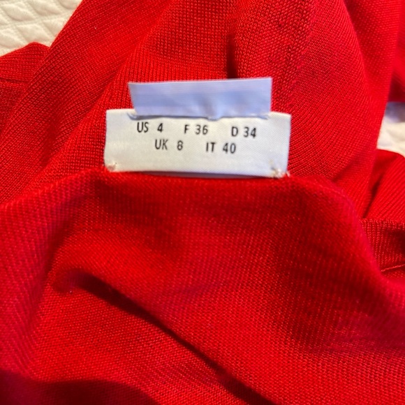 A-K-R-I-S punto fine wool sweater in a beautiful apple red color - Picture 5 of 6